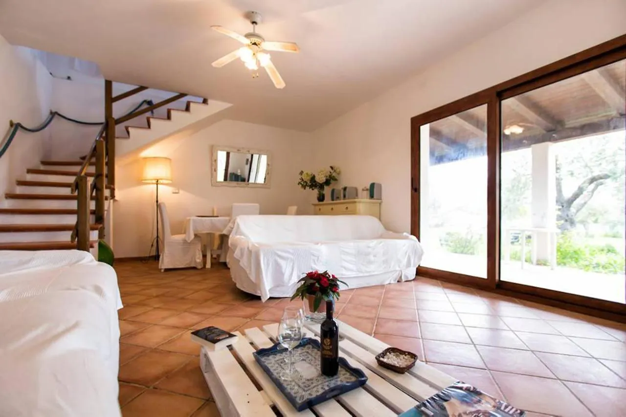 Residenza Gli Ulivi, Villa Privata Con Ampio Giardino E Uliveto Alghero